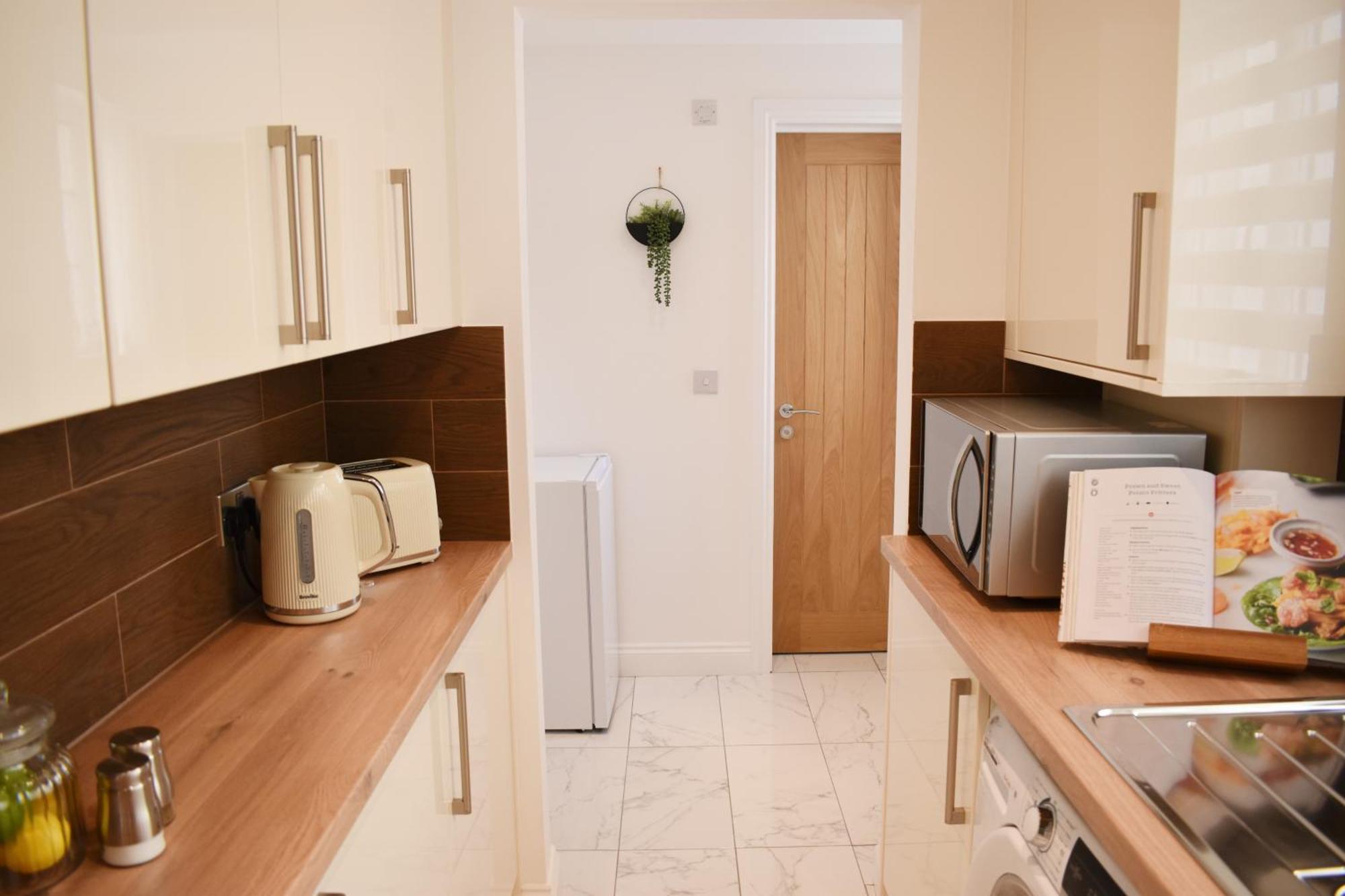 Entire House In Retford City Centre מראה חיצוני תמונה